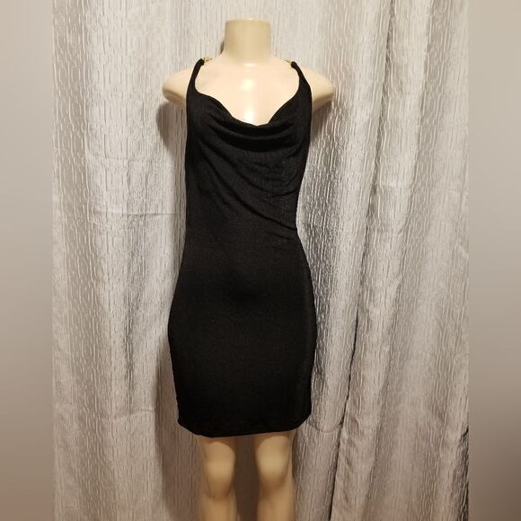 Sexy black dress with gold chain strap - Picture 7 of 15